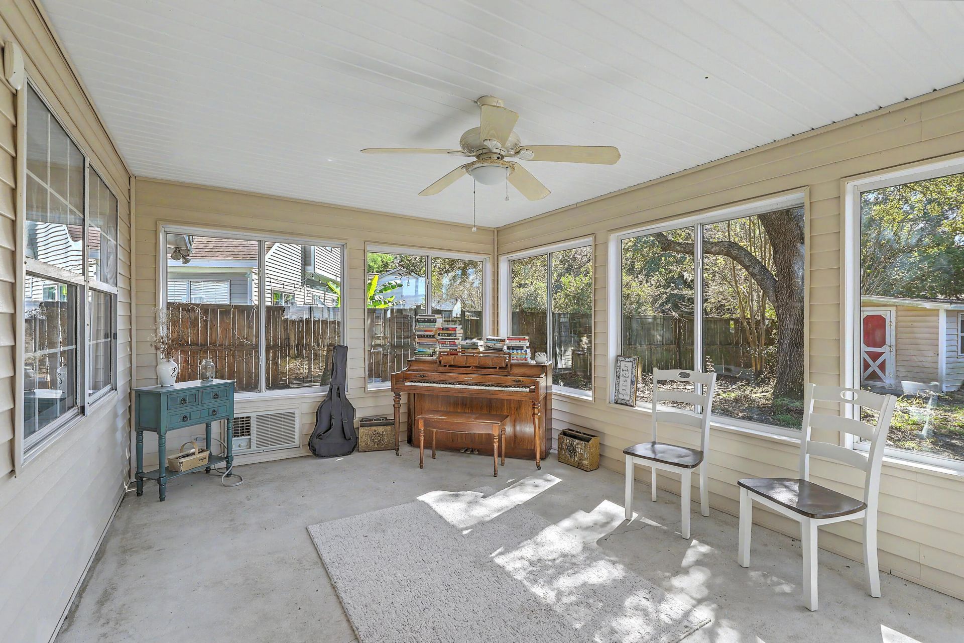 3251 Castleford Court Photo 31