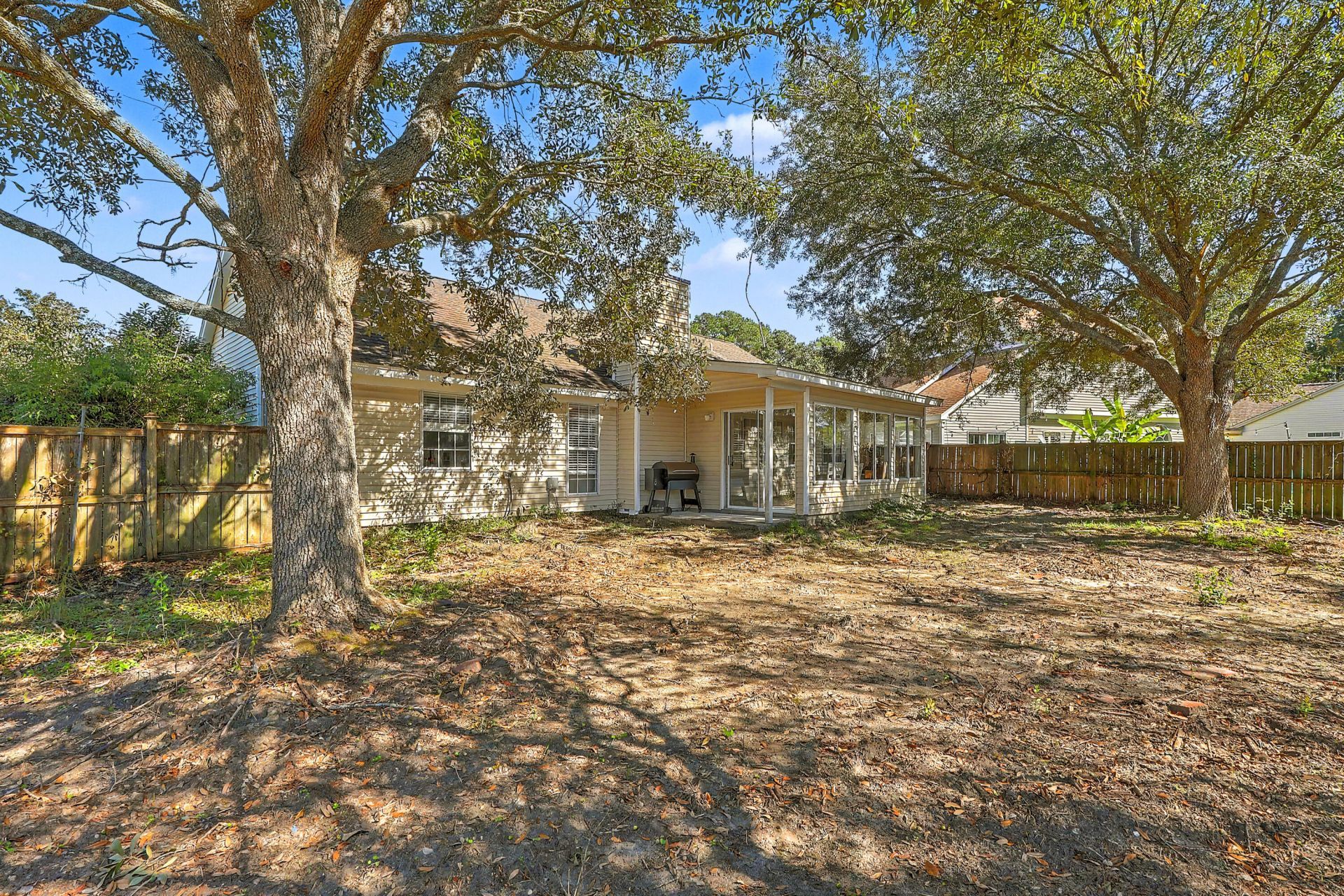 3251 Castleford Court Photo 37