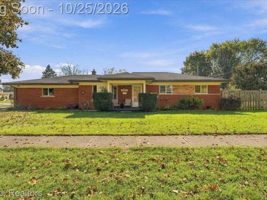 6754 Olen Street, Shelby Township, Mi 48317