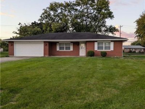 106 Wellsley Court, Greenville, OH 45331