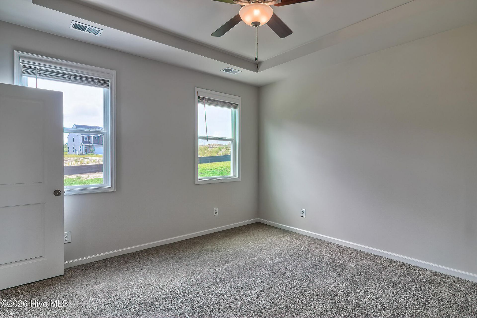 691 Tess Street Photo 21