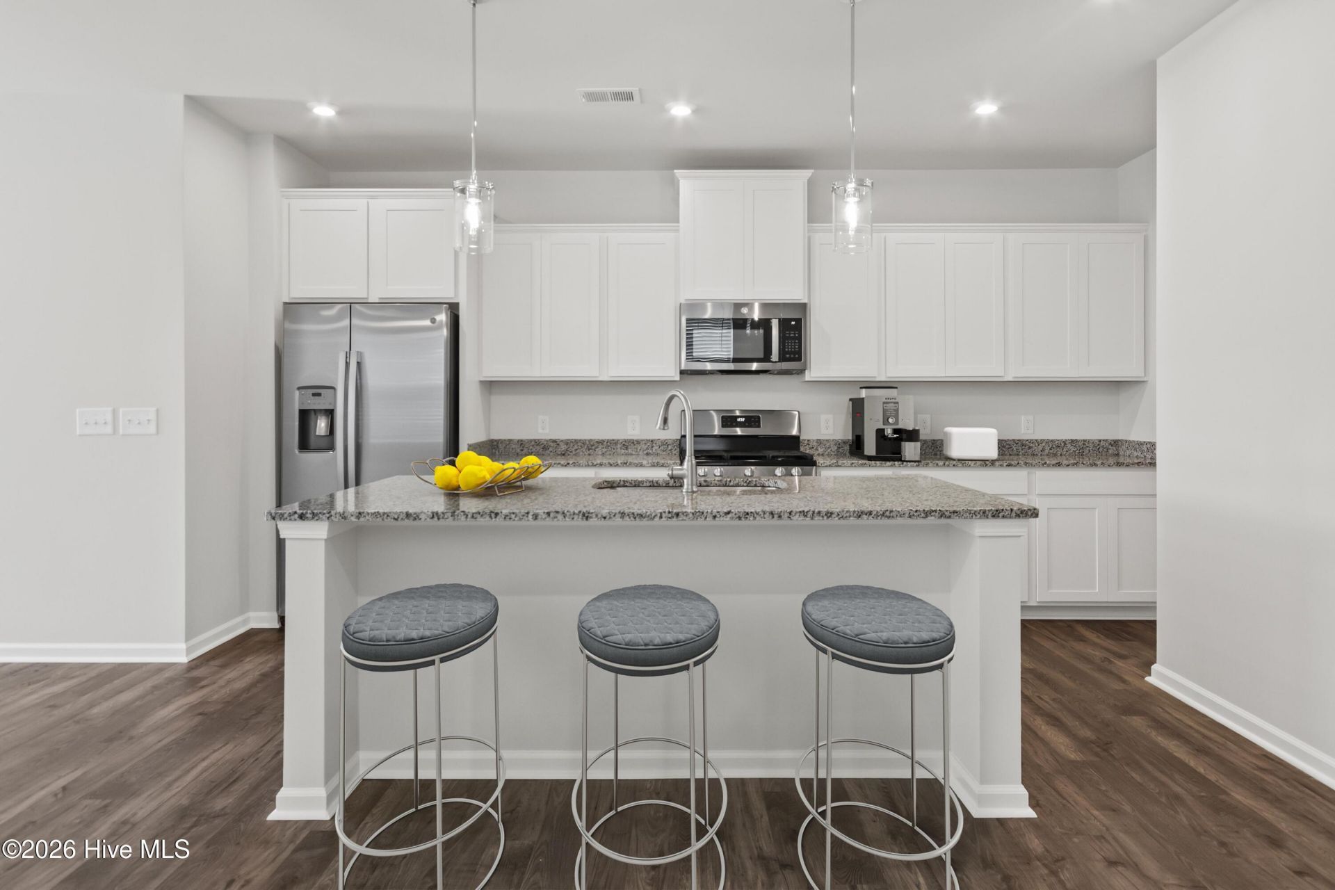 691 Tess Street Photo 44