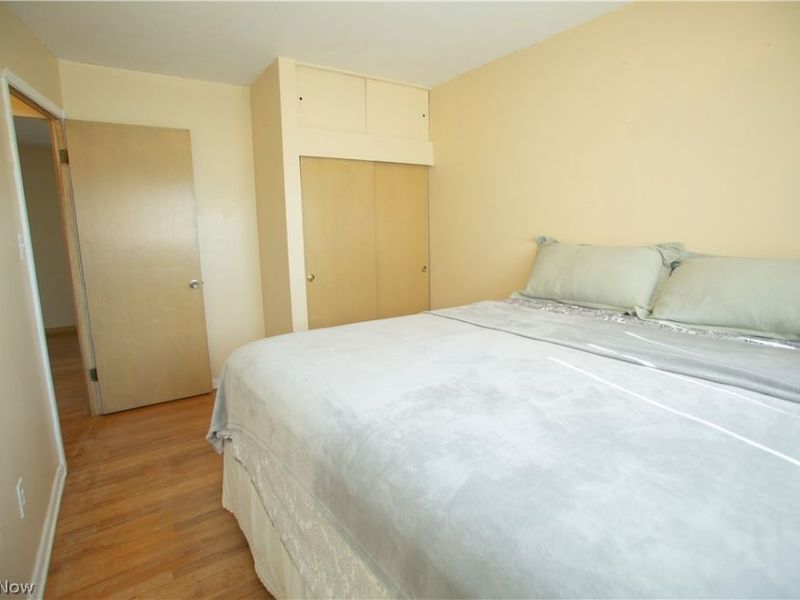14871 S Gallatin Boulevard, Brook Park, OH 44142 Photo 10