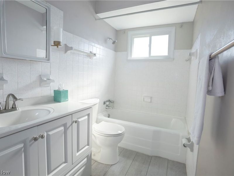 14871 S Gallatin Boulevard, Brook Park, OH 44142 Photo 16