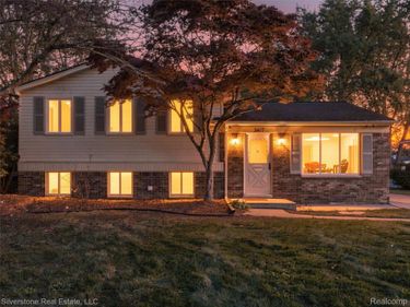 3417 Rowland Court , Troy, Mi 48083