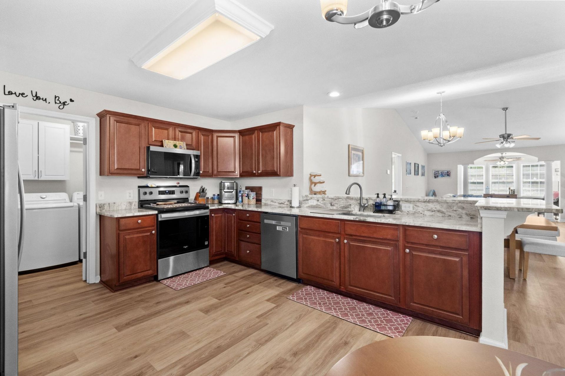 219 Blackpepper Loop Photo 78