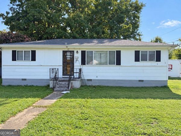 1110 Henderson Avenue, Rossville, GA 30741