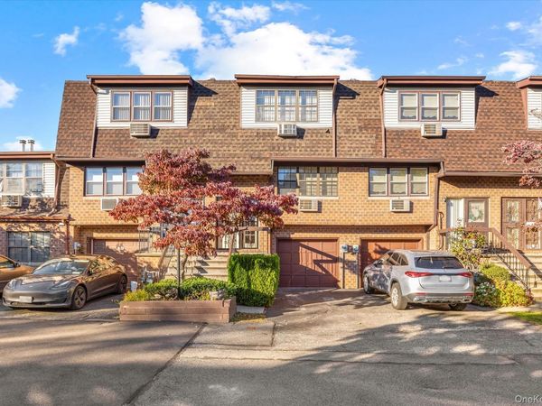 12021 Ketch Court , Unit 37, College Point, NY 11356