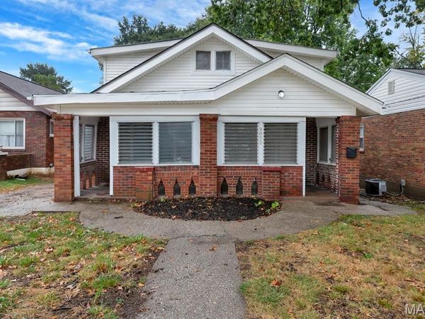 9022 Midland Boulevard, Overland, MO 63114