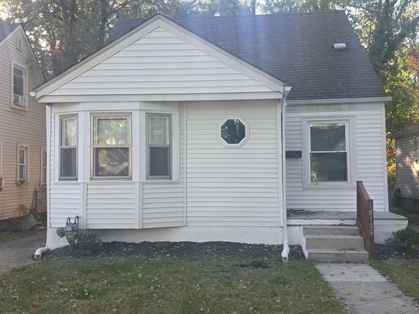 18135 Heyden Street, Detroit, MI 48219