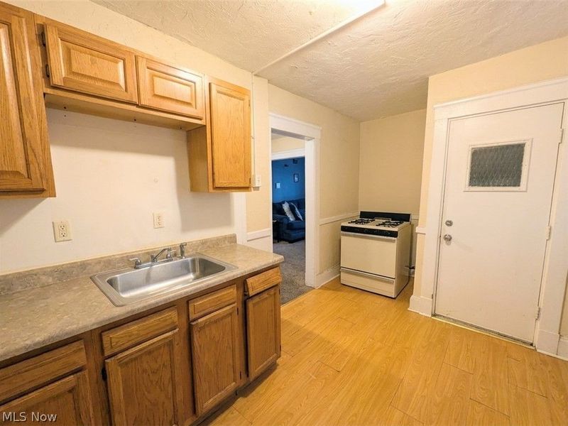 3659 E 104th Street, Cleveland, OH 44105 Photo 10