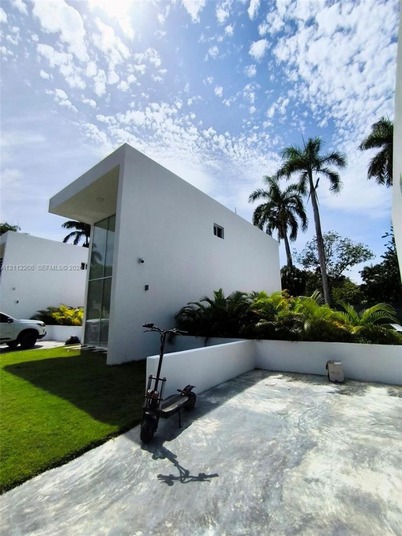Please Call For Address, Miami Beach, FL 33139 Photo