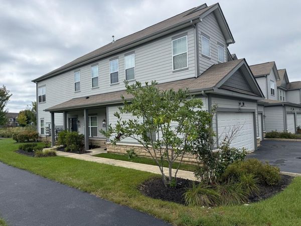 540 Wintergreen Way , Lewis Center, OH 43035