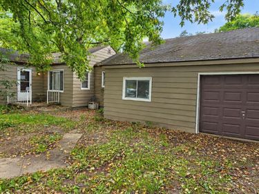 4150 S Center Road , Burton, Mi 48519