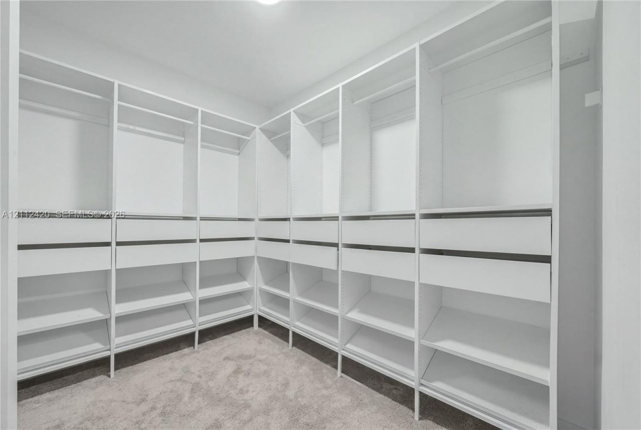 10054 NW 76th Ter, Doral, FL 33178 Photo