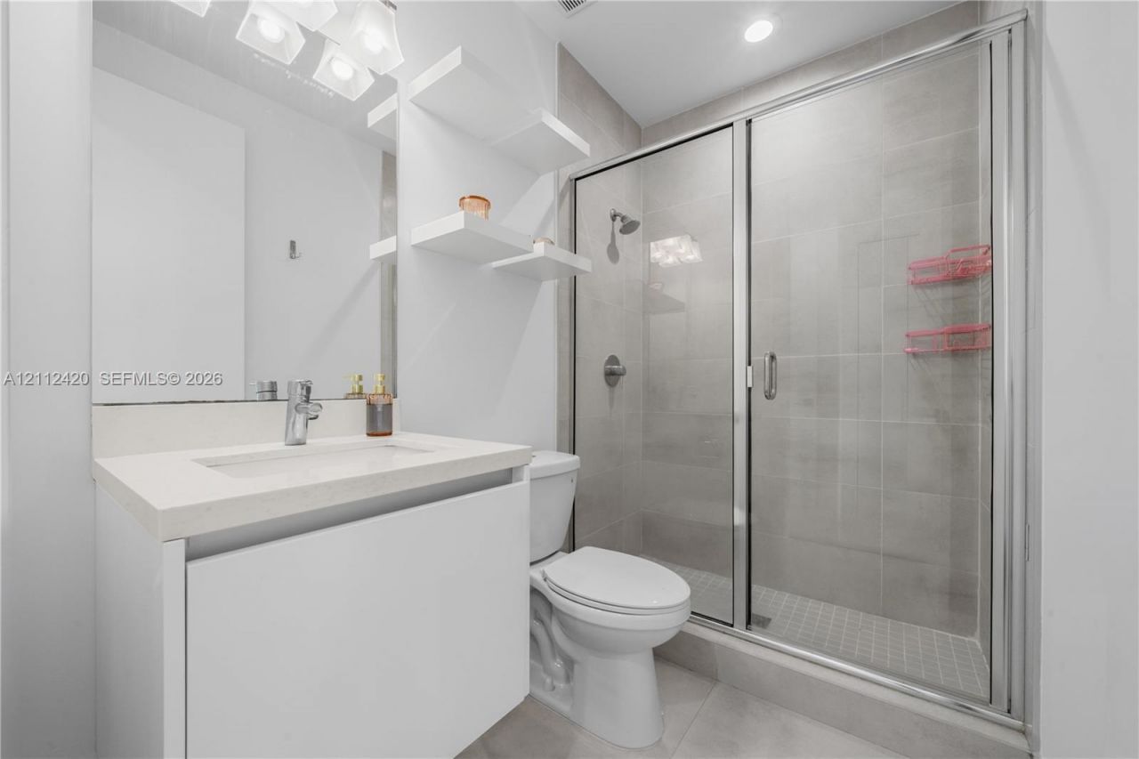 10054 NW 76th Ter, Doral, FL 33178 Photo