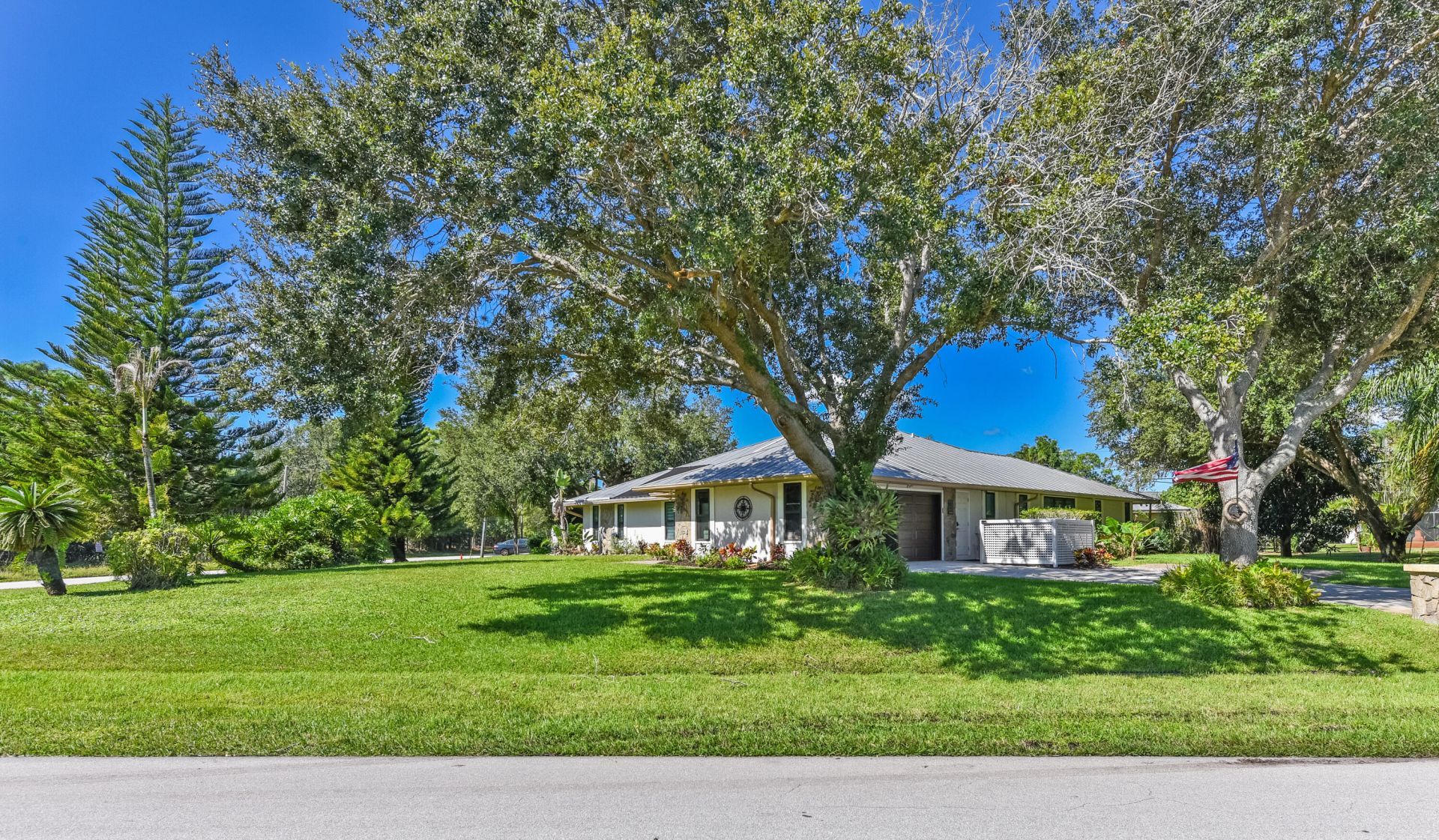 3098 SE Bur Street, Port Saint Lucie, FL 34952 Photo