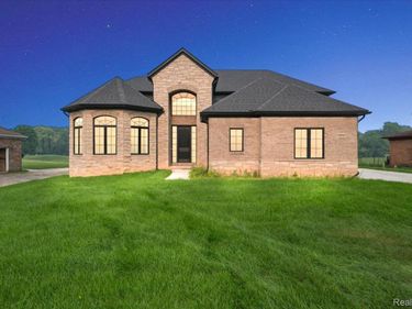 53650 ROMEO PLANK Road , Macomb Township, Mi 48042