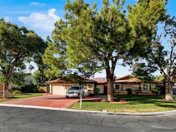 1760 Olympia Drive , Las Vegas, NV 89123