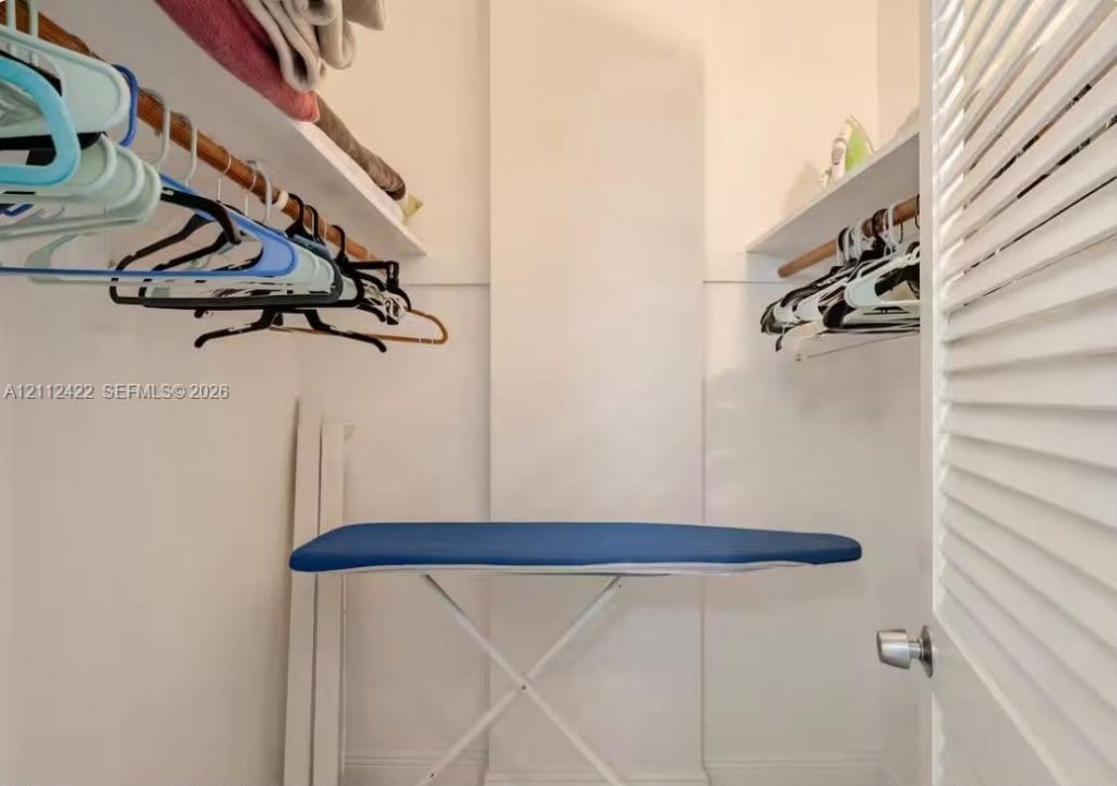 19370 Collins Ave , Unit 220, Sunny Isles Beach, FL 33160 Photo