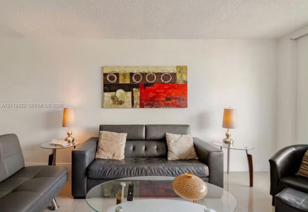 19370 Collins Ave , Unit 220, Sunny Isles Beach, FL 33160 Photo