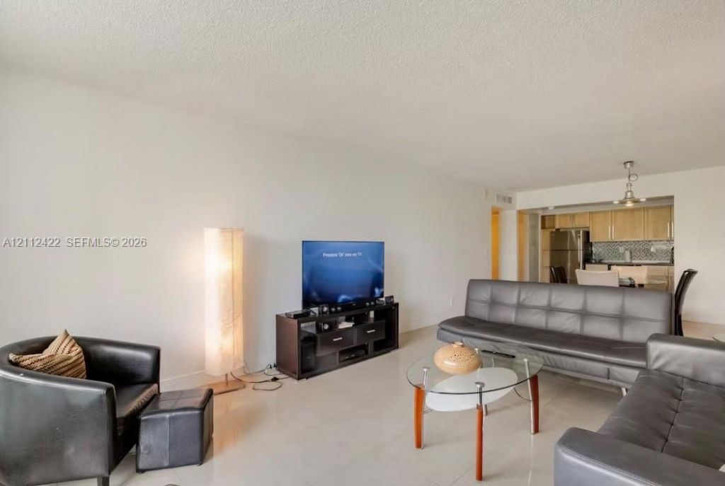 19370 Collins Ave , Unit 220, Sunny Isles Beach, FL 33160 Photo