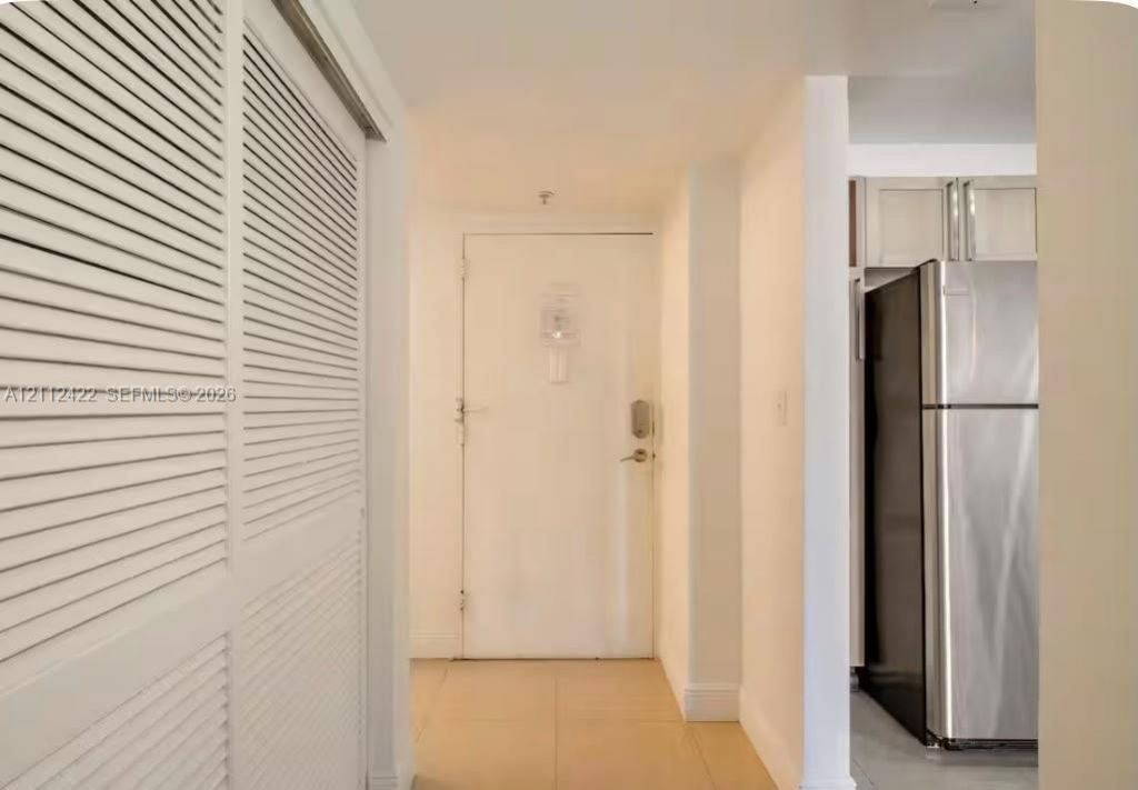 19370 Collins Ave , Unit 220, Sunny Isles Beach, FL 33160 Photo
