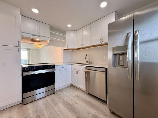 5700 NW 2nd Avenue N, Unit 608, Boca Raton, FL 33487