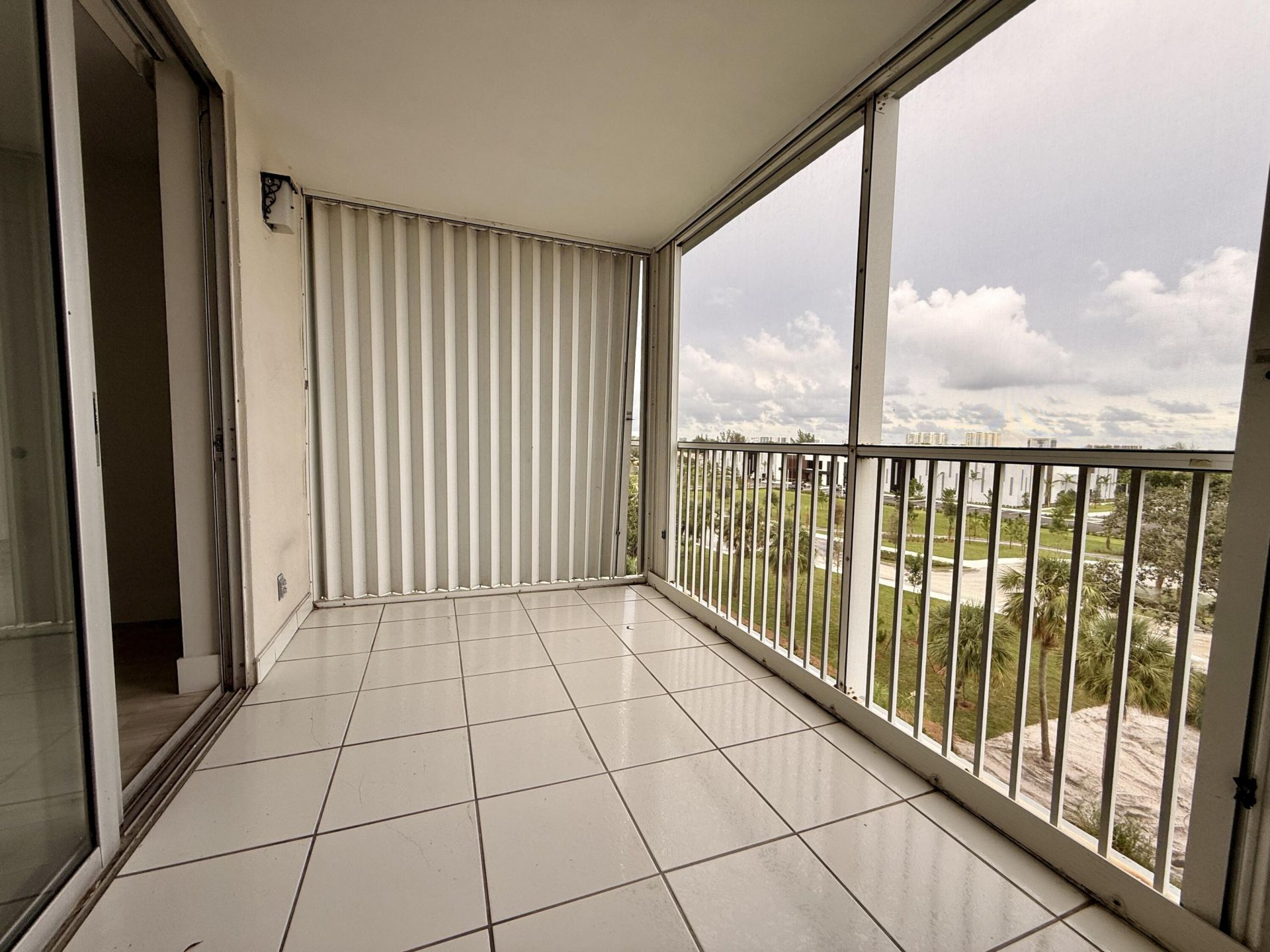 5700 NW 2nd Avenue N, Unit 608, Boca Raton, FL 33487 Photo