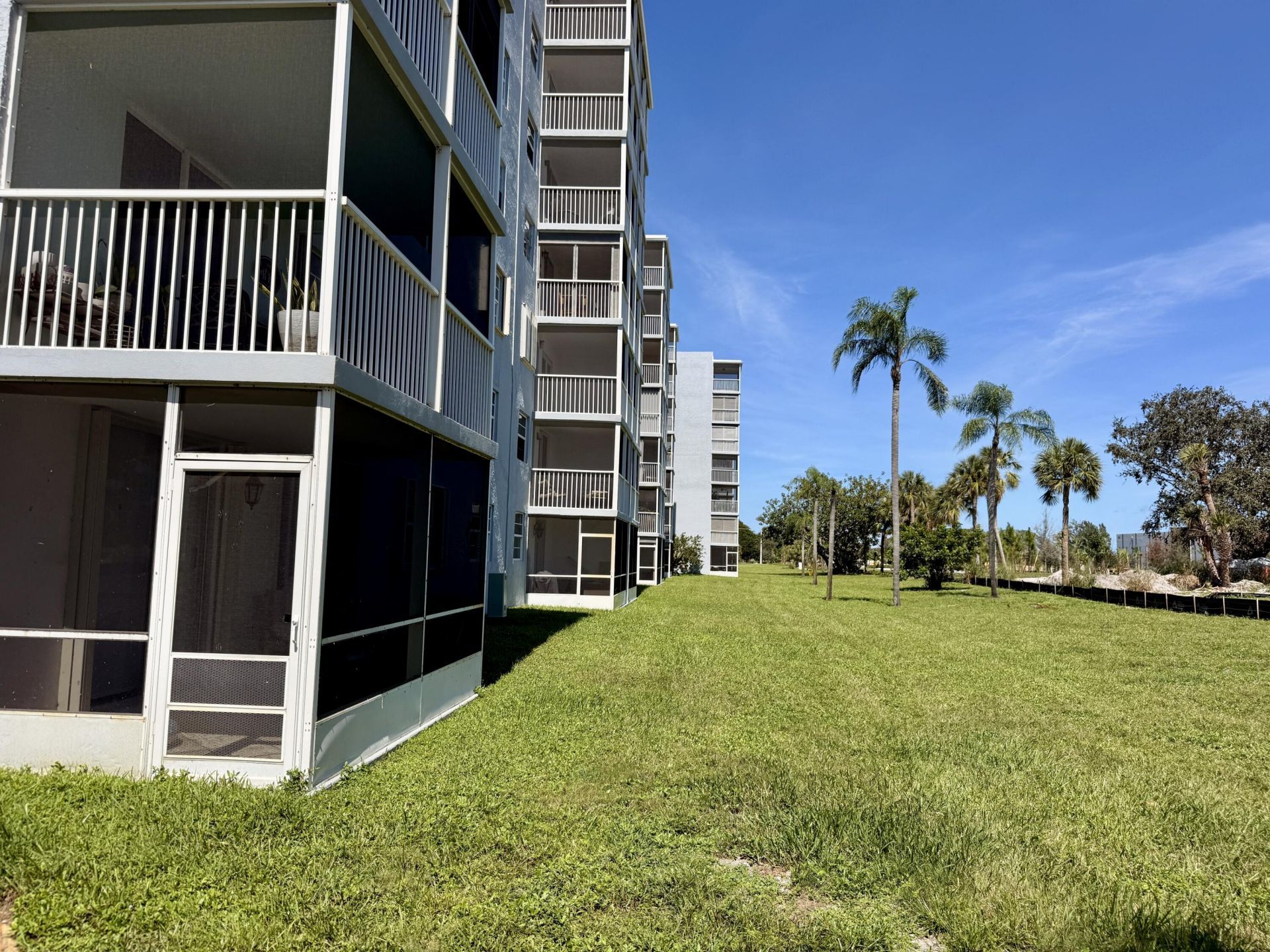 5700 NW 2nd Avenue N, Unit 608, Boca Raton, FL 33487 Photo