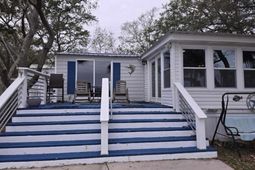 337 Yucca Circle photo 4