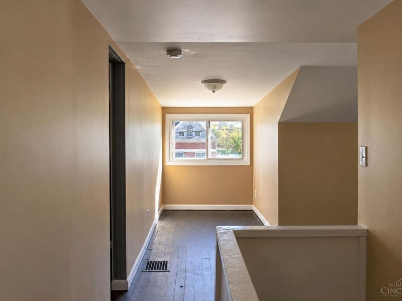4417 Colerain Ave, Cincinnati, OH 45223 Photo 10