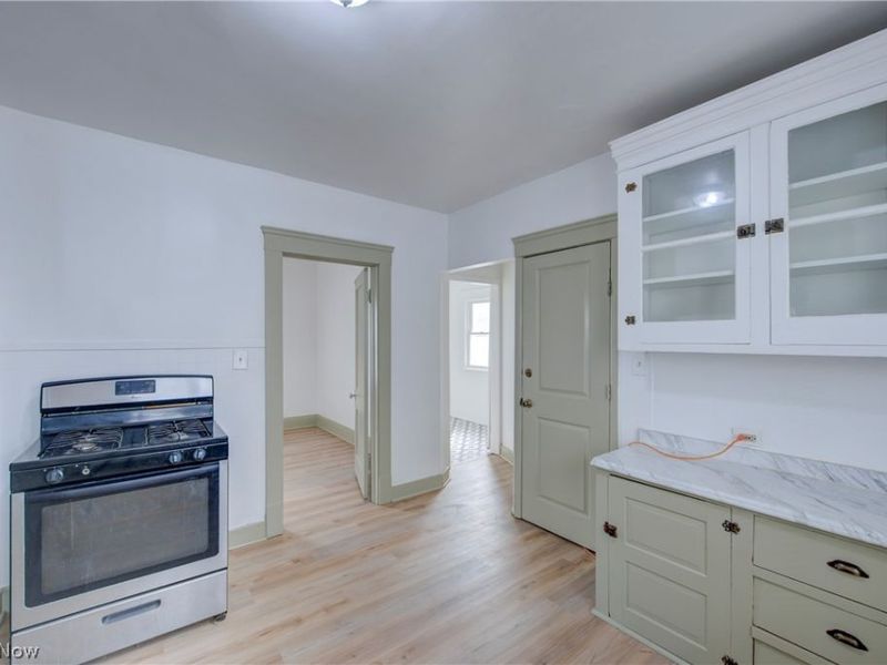 3105 Roanoke Avenue, Cleveland, OH 44109 Photo 17