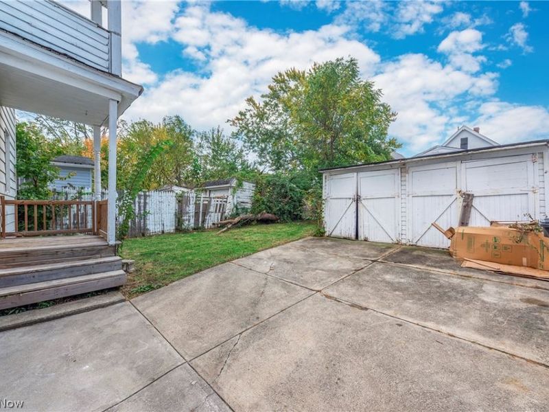 3105 Roanoke Avenue, Cleveland, OH 44109 Photo 6