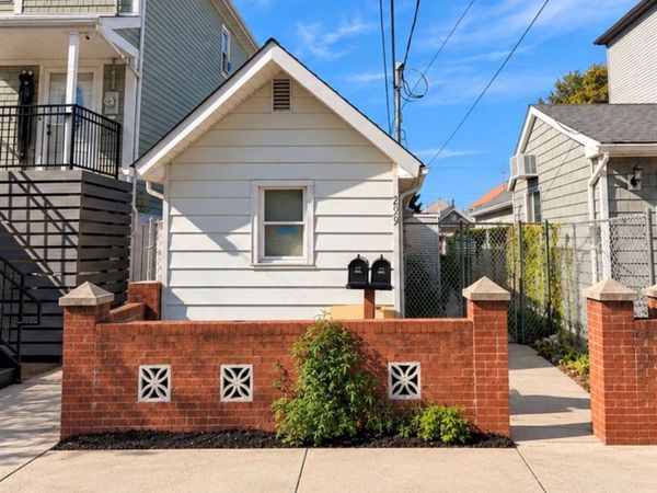299 Colony Avenue , Staten Island, NY 10306