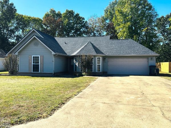 4721 Lonoke Lane, Jonesboro, AR 72404