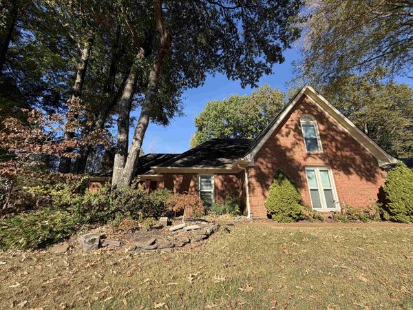 8870 WALNUT RIDGE LOOP, Memphis, TN 38018