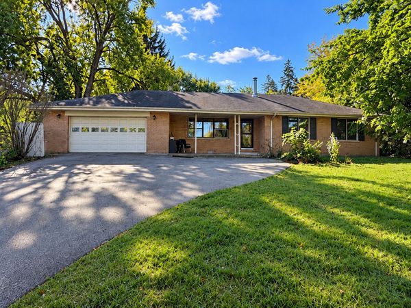 2215 Palatine Road, Inverness, IL 60067