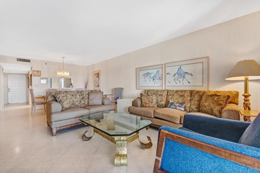 7260 Kinghurst Drive, Unit 502, Delray Beach, FL 33446 Photo