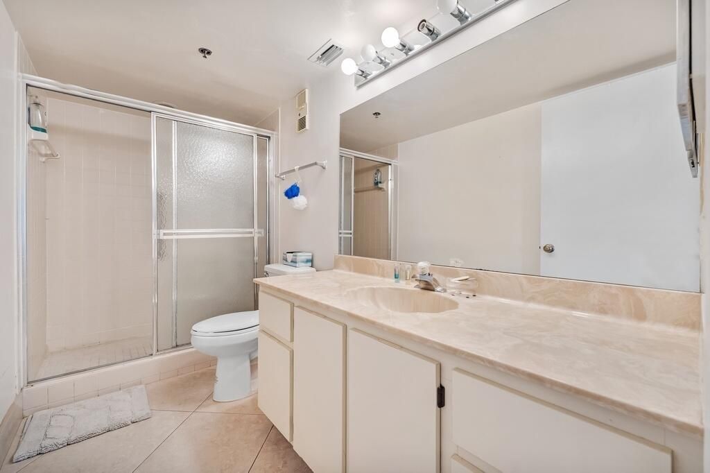 7260 Kinghurst Drive, Unit 502, Delray Beach, FL 33446 Photo