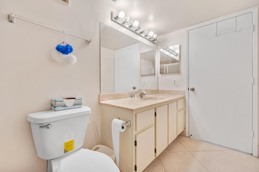 7260 Kinghurst Drive, Unit 502, Delray Beach, FL 33446 Photo