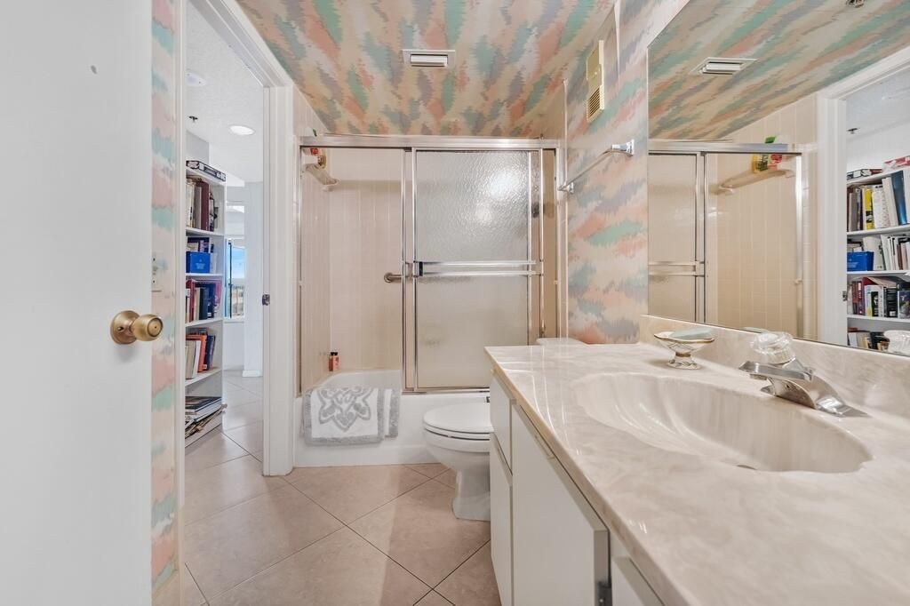7260 Kinghurst Drive, Unit 502, Delray Beach, FL 33446 Photo
