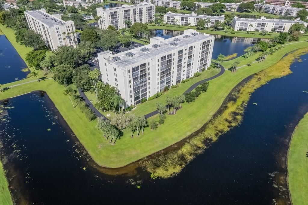 7260 Kinghurst Drive, Unit 502, Delray Beach, FL 33446 Photo