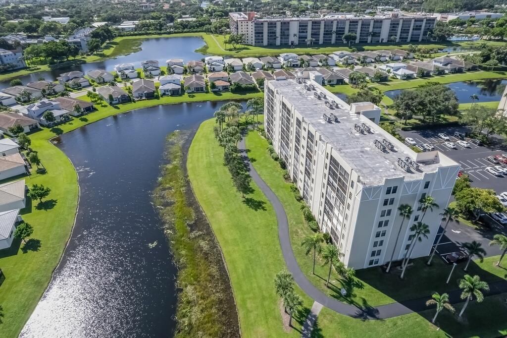 7260 Kinghurst Drive, Unit 502, Delray Beach, FL 33446 Photo