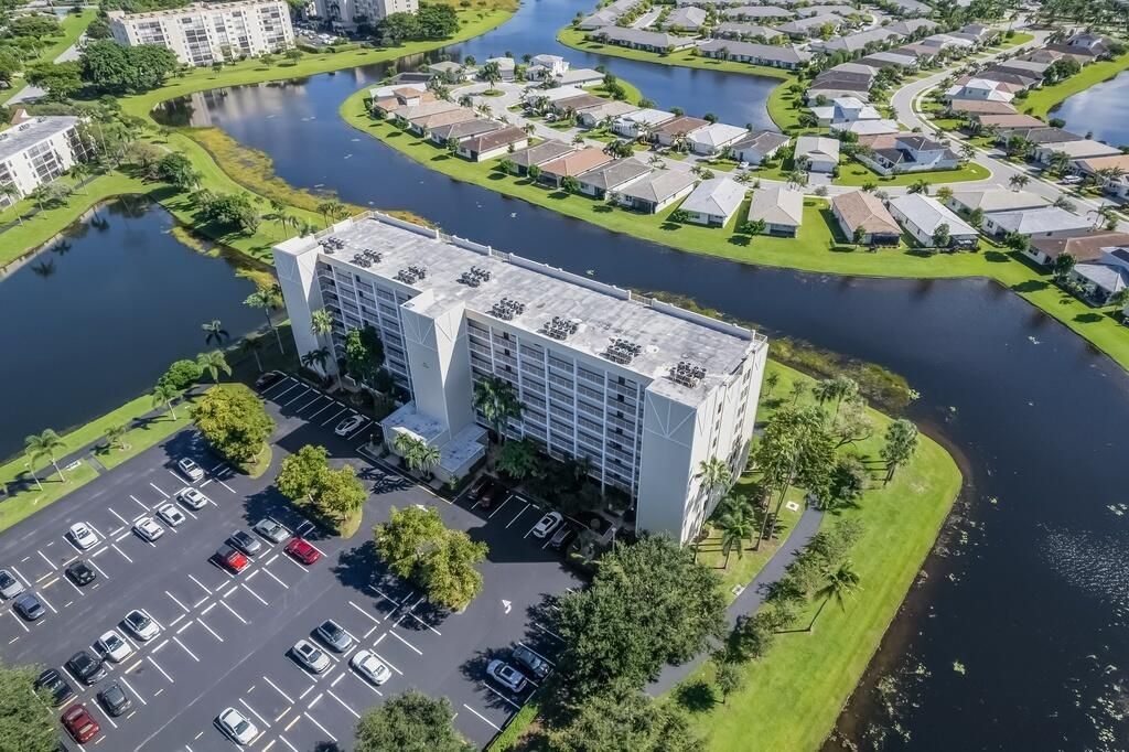 7260 Kinghurst Drive, Unit 502, Delray Beach, FL 33446 Photo