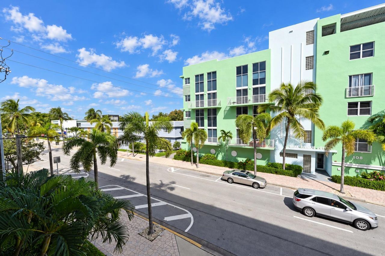 1 S Lakeside Drive, Unit C5, Lake Worth, FL 33460 Photo