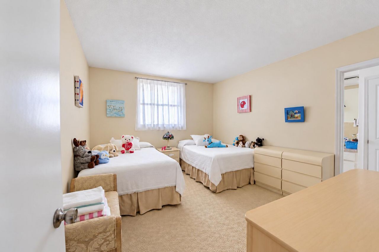 1 S Lakeside Drive, Unit C5, Lake Worth, FL 33460 Photo