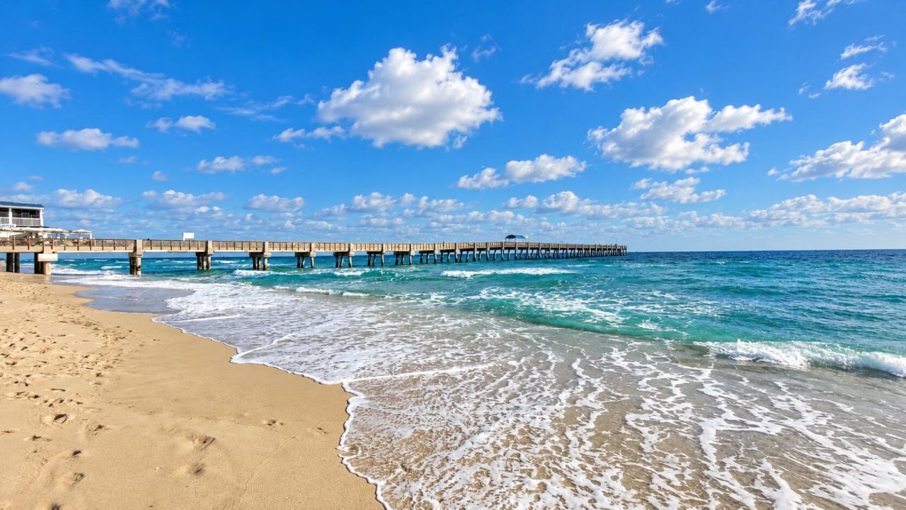 1 S Lakeside Drive, Unit C5, Lake Worth, FL 33460 Photo