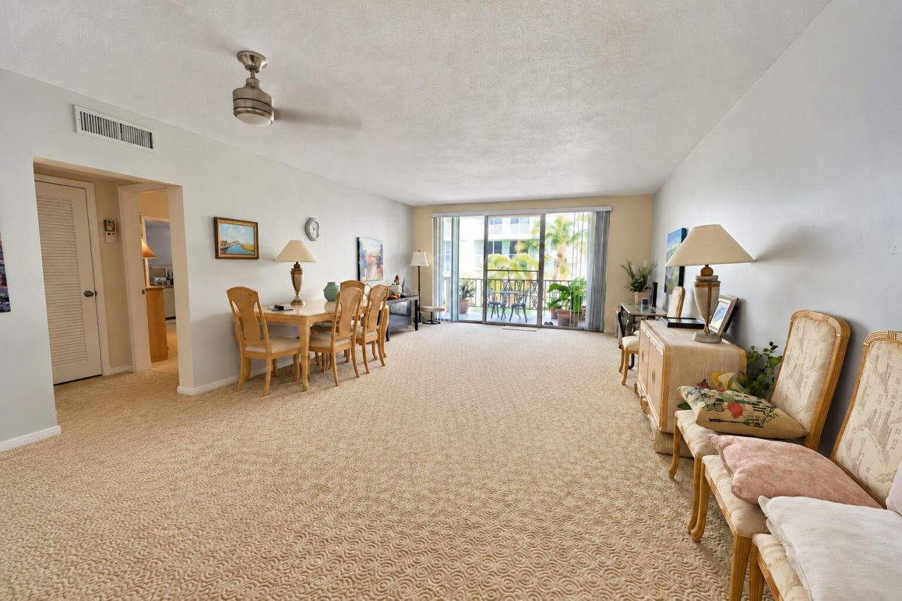 1 S Lakeside Drive, Unit C5, Lake Worth, FL 33460 Photo