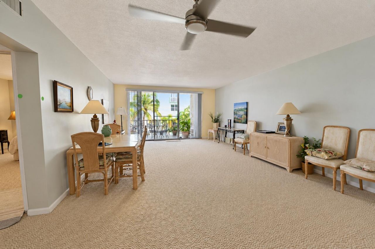 1 S Lakeside Drive, Unit C5, Lake Worth, FL 33460 Photo